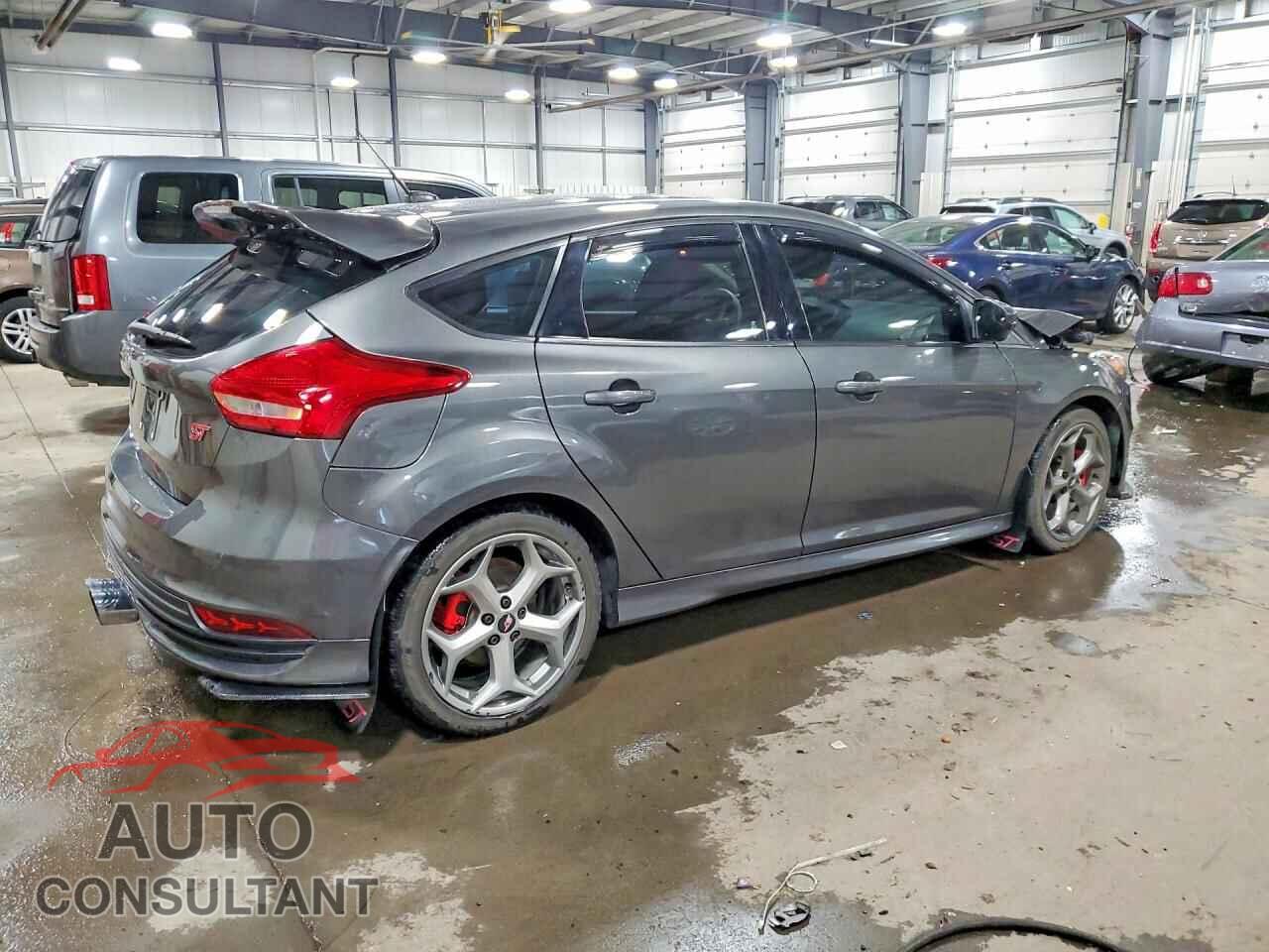 FORD FOCUS 2015 - 1FADP3L96FL356054