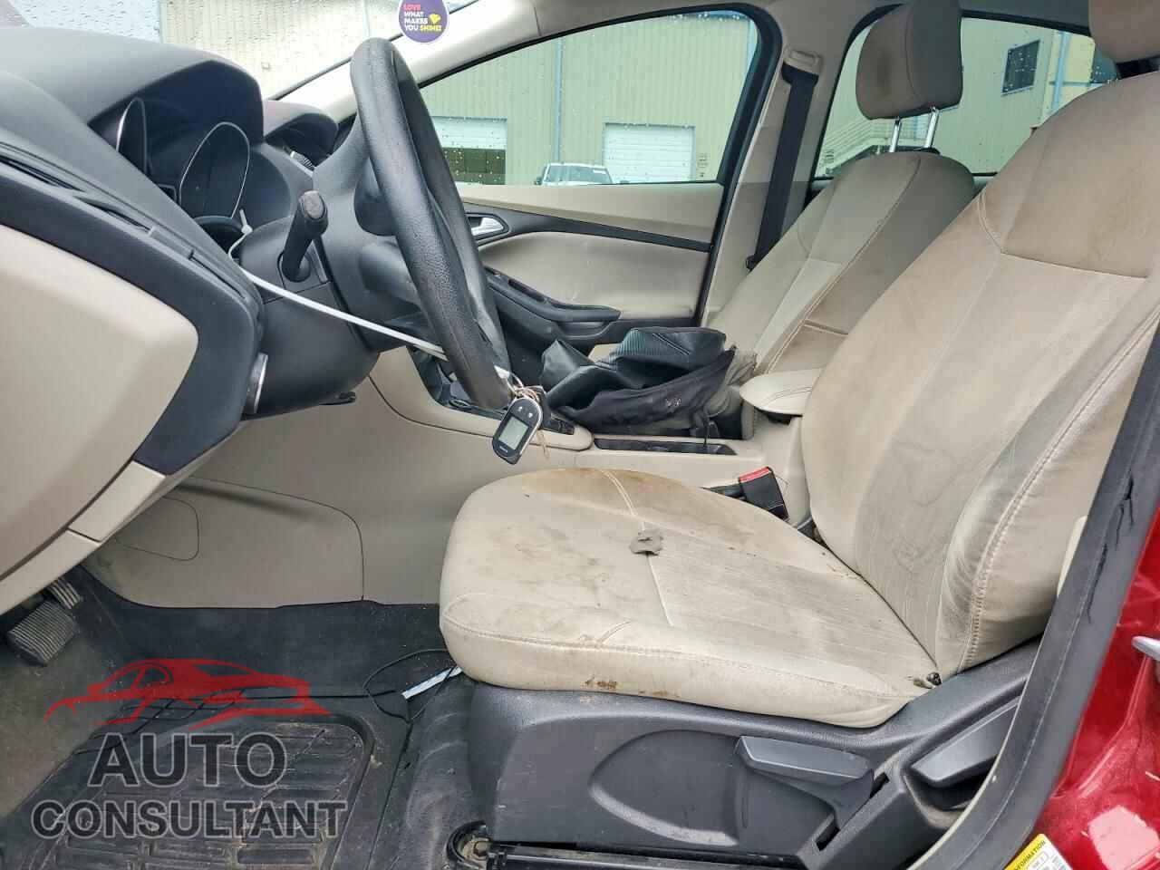 FORD FOCUS 2016 - 1FADP3F27GL361389