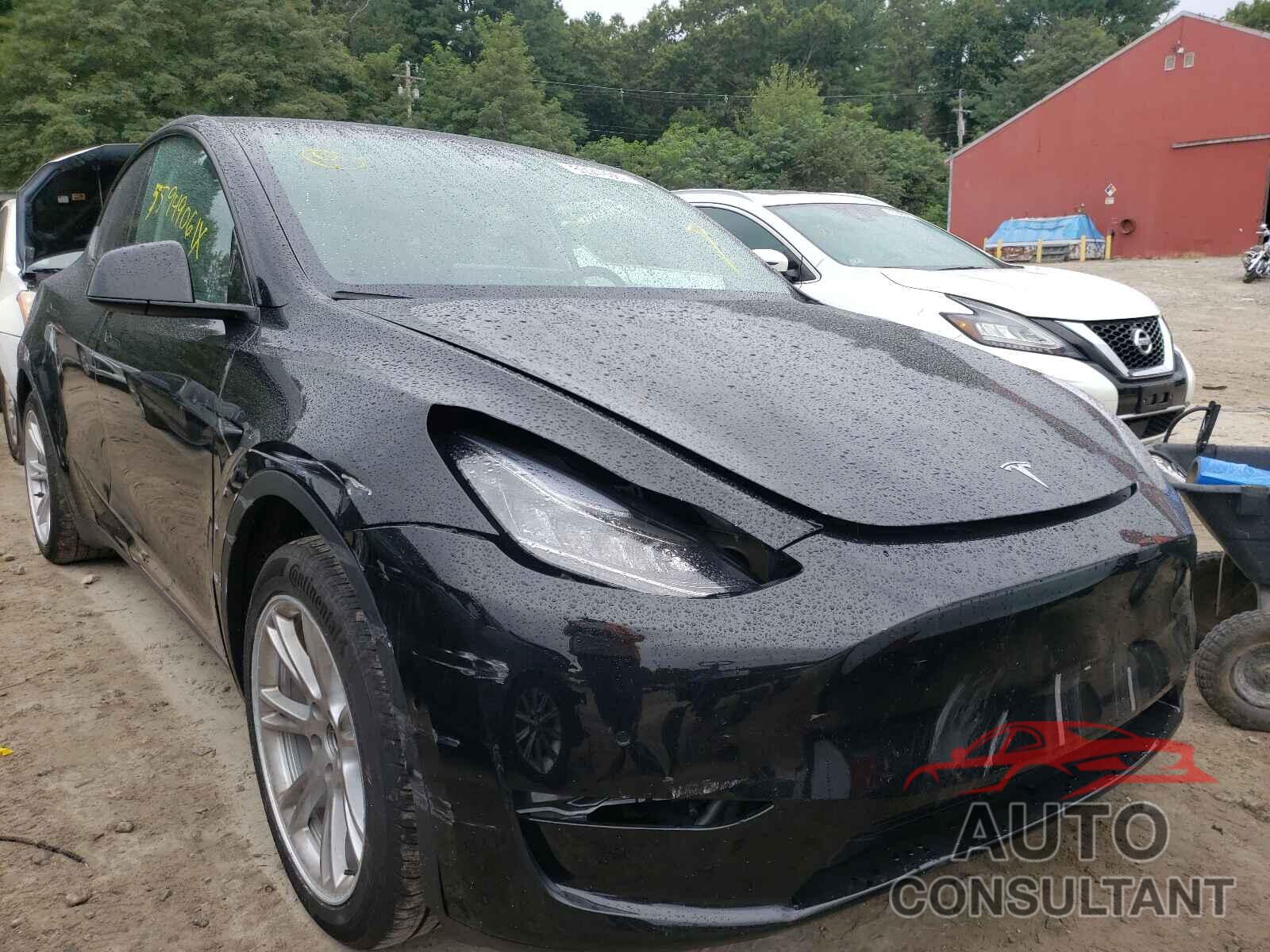 TESLA MODEL Y 2020 - 5YJYGDEE9LF026967