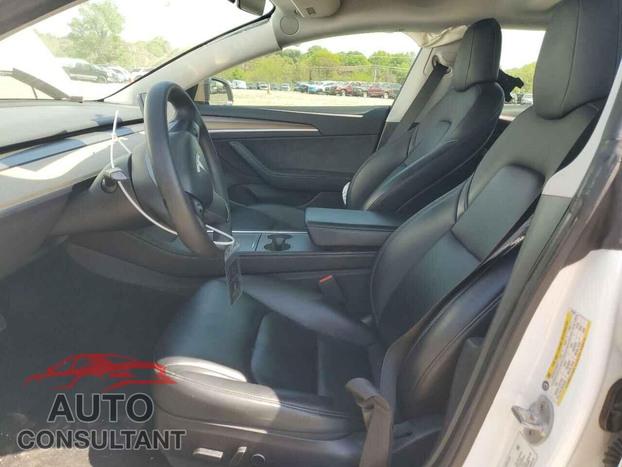 TESLA MODEL 3 2021 - 5YJ3E1EA8MF016492