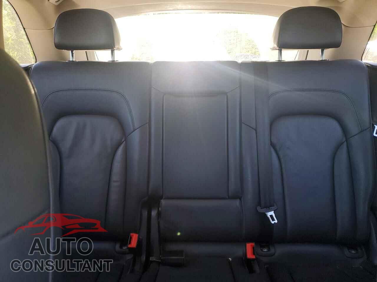 AUDI Q5 2012 - WA1LFAFP3CA066492