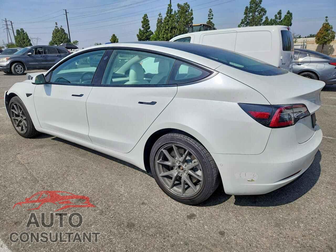 TESLA MODEL 3 2022 - 5YJ3E1EA5NF339822
