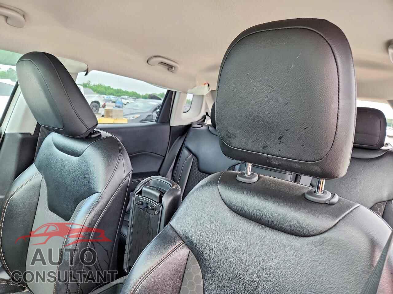 JEEP COMPASS 2020 - 3C4NJCBB5LT133850