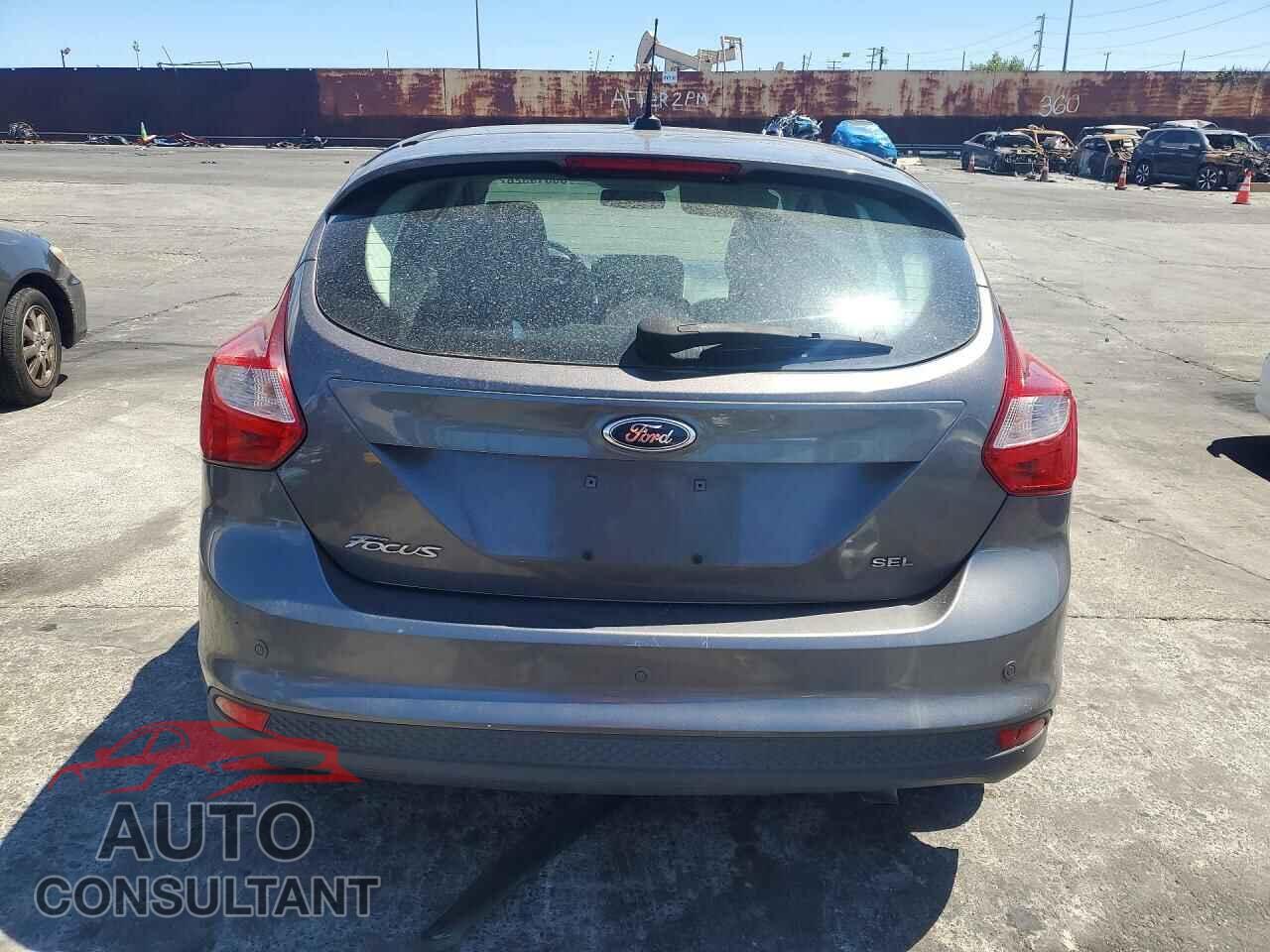 FORD FOCUS 2012 - 1FAHP3M20CL287635