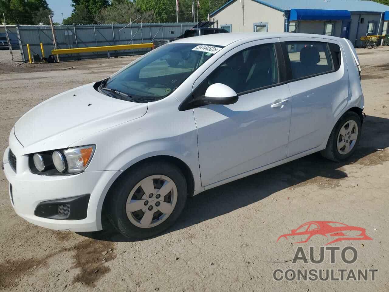 CHEVROLET SONIC 2013 - 1G1JA6SH1D4196903