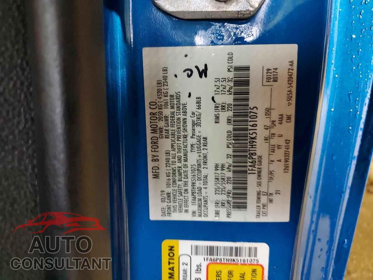 FORD MUSTANG 2019 - 1FA6P8TH9K5161075