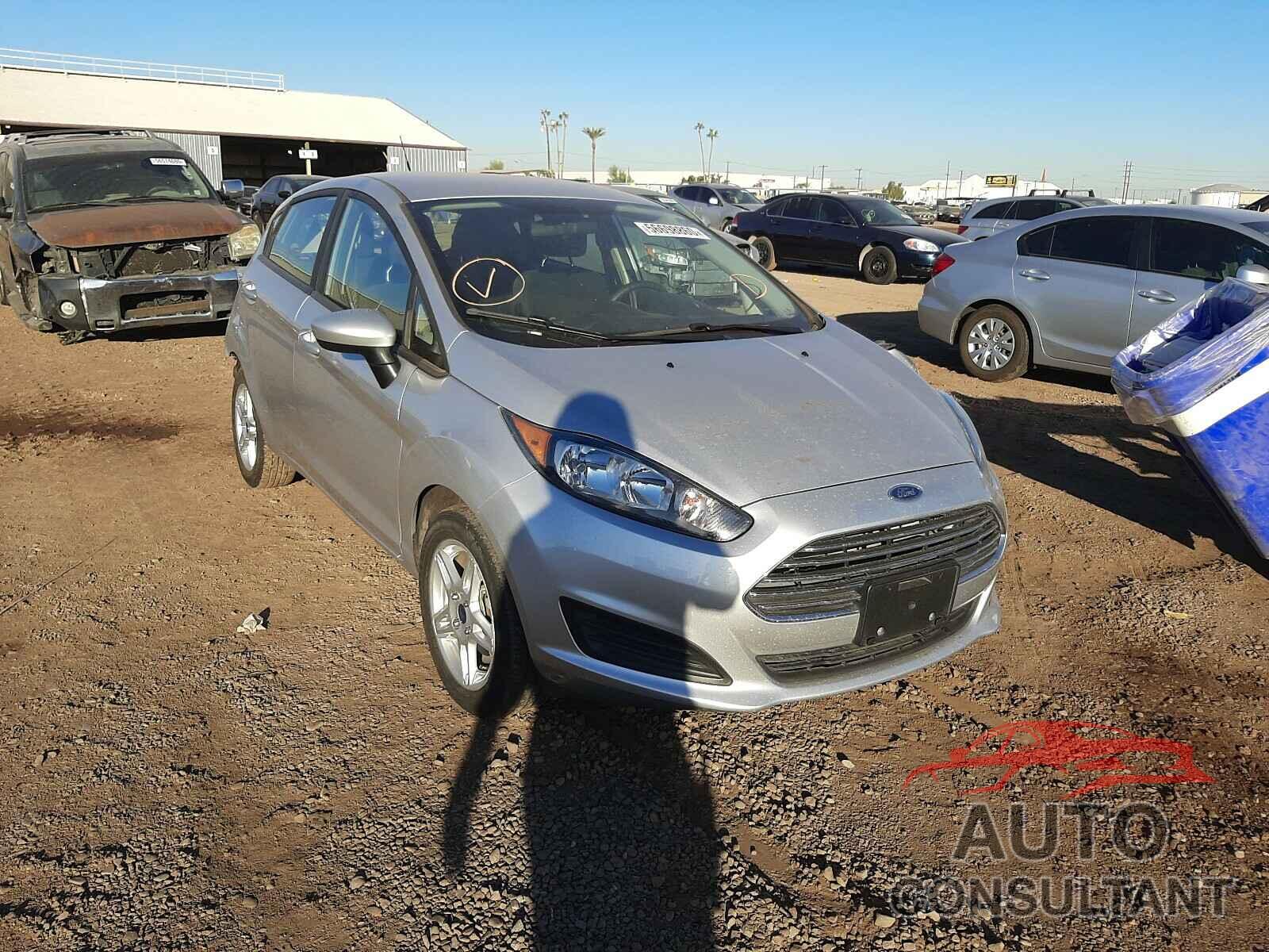FORD FIESTA 2018 - 3FADP4EJXJM120348