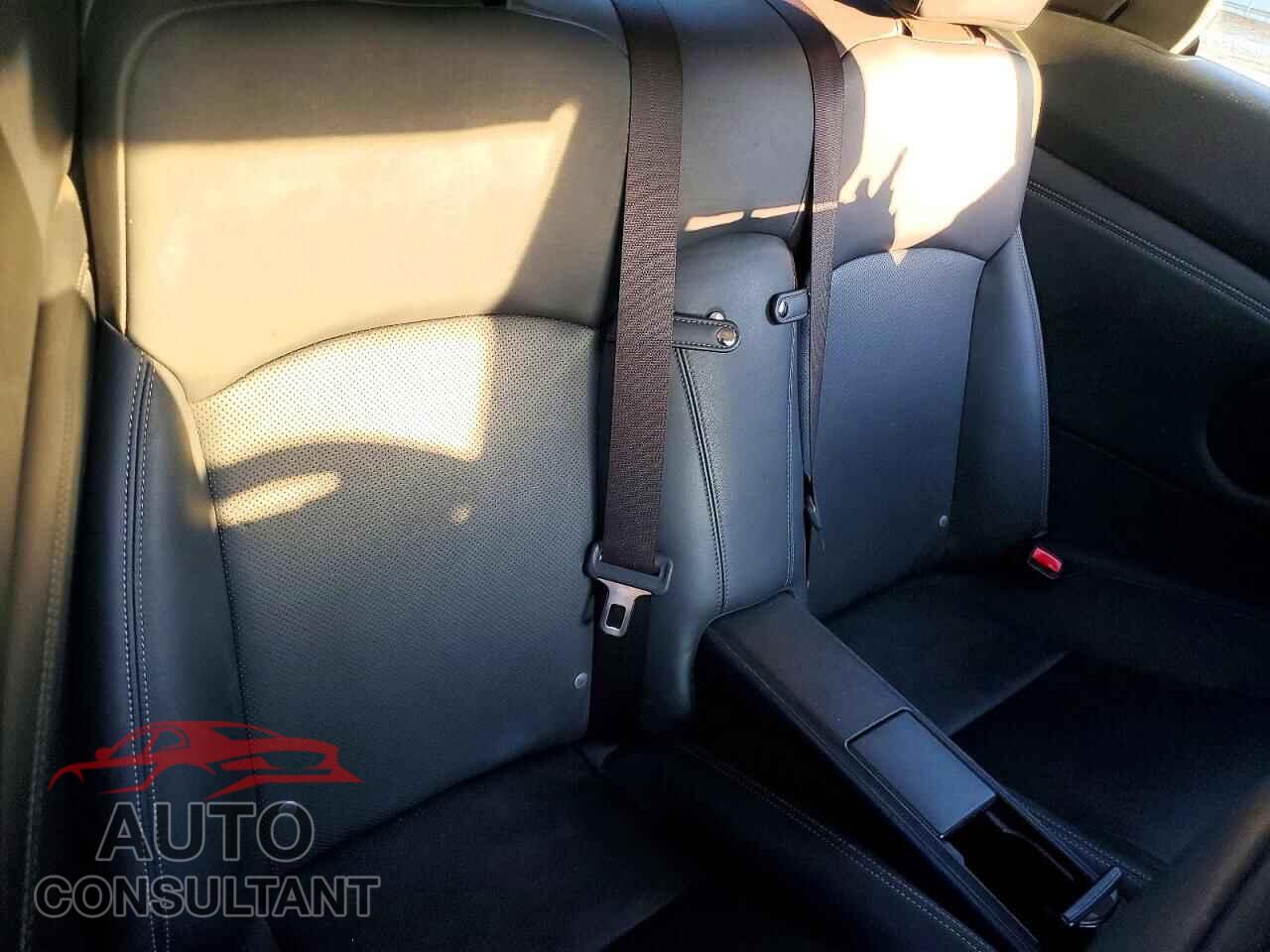 LEXUS IS 2012 - JTHFF2C22C2523982