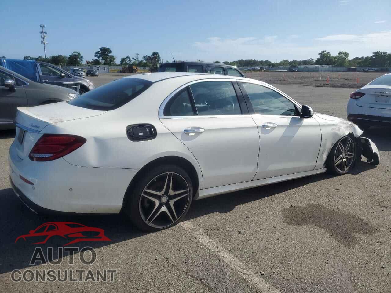 MERCEDES-BENZ E-CLASS 2017 - WDDZF4KB6HA110283