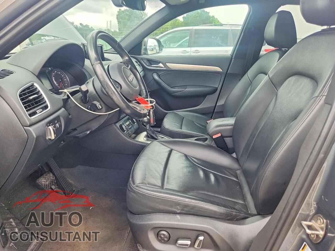 AUDI Q3 2016 - WA1BFCFS6GR013644