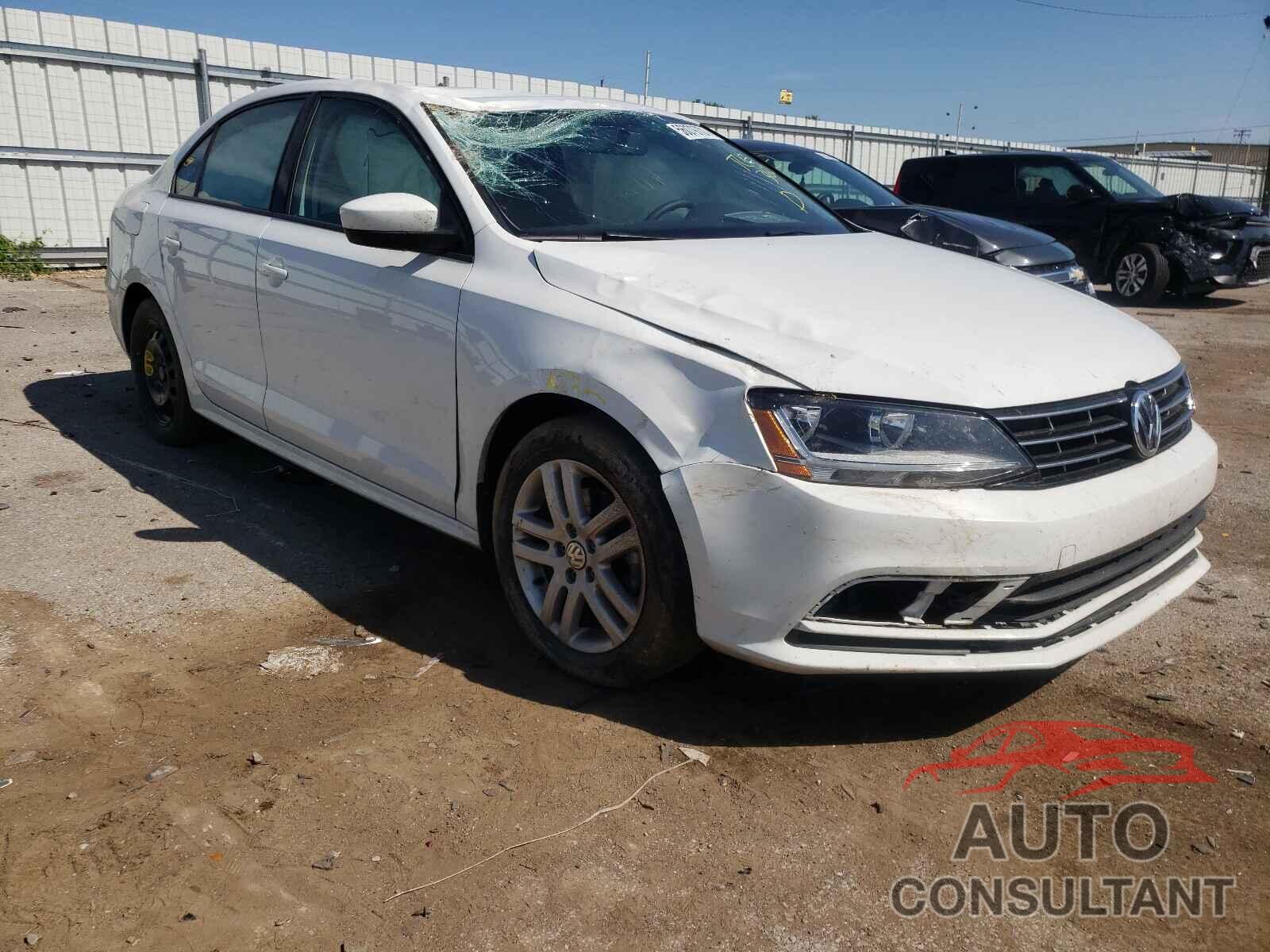 VOLKSWAGEN JETTA 2018 - 3VW2B7AJXJM209728