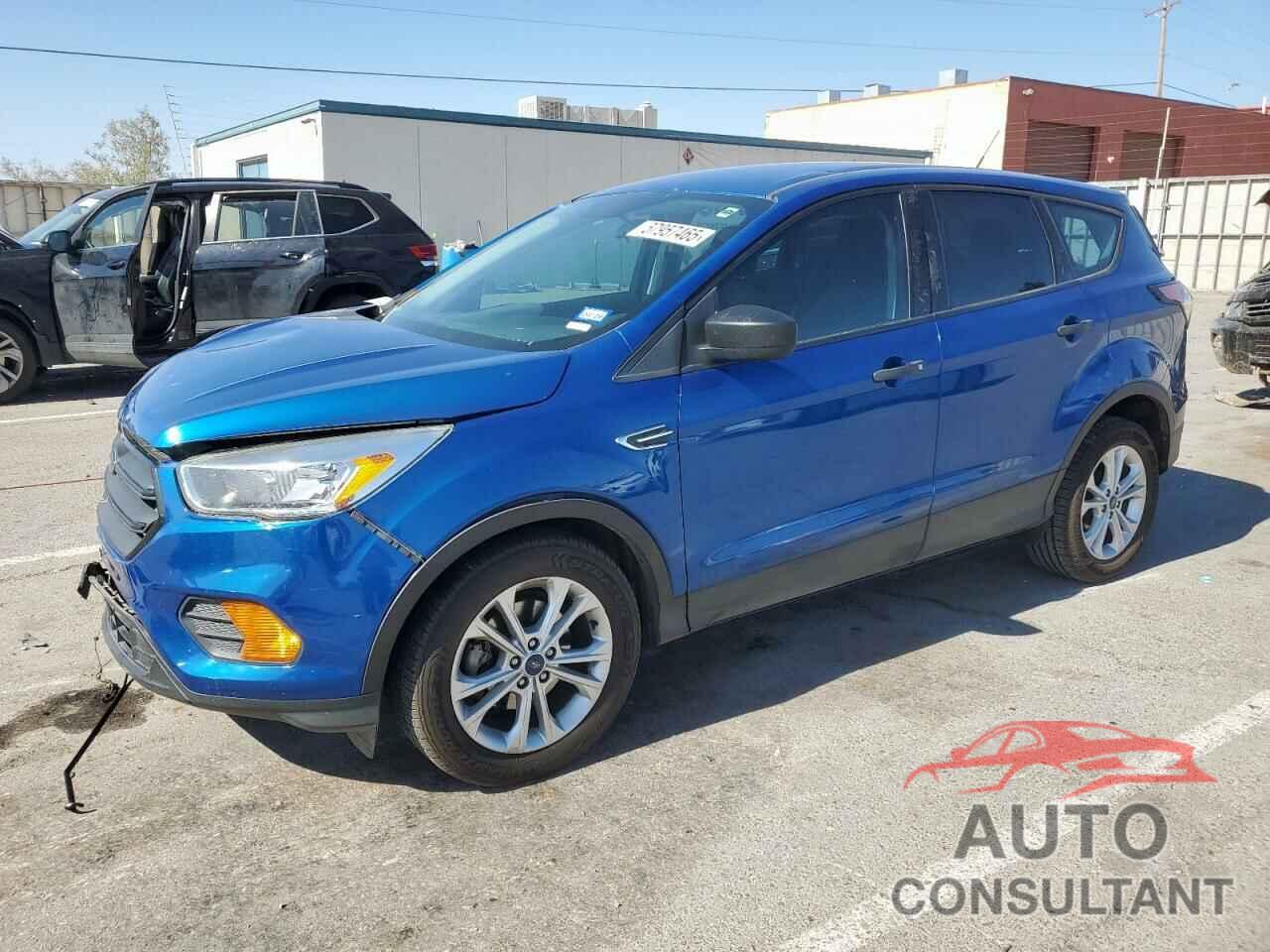 FORD ESCAPE 2017 - 1FMCU0F73HUC10243
