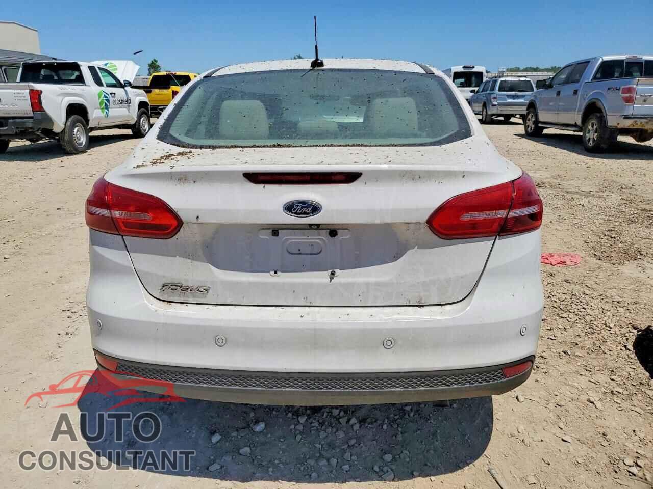 FORD FOCUS 2016 - 1FADP3F23GL306793