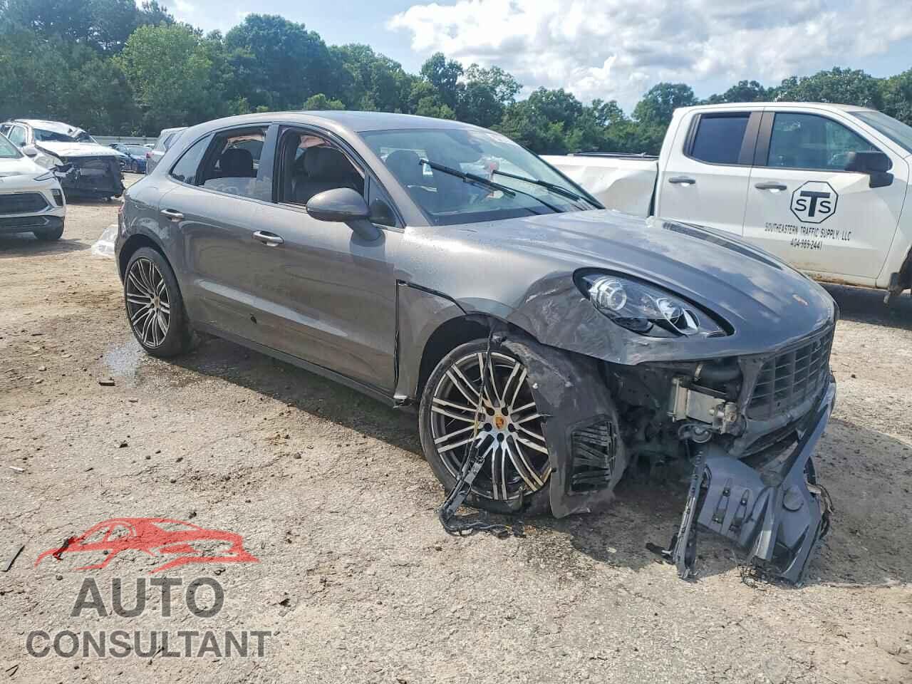 PORSCHE MACAN 2018 - WP1AB2A59JLB38297