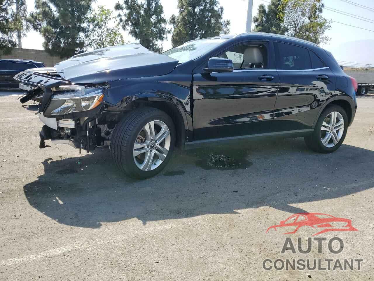 MERCEDES-BENZ GLA-CLASS 2019 - WDCTG4GB3KU008607