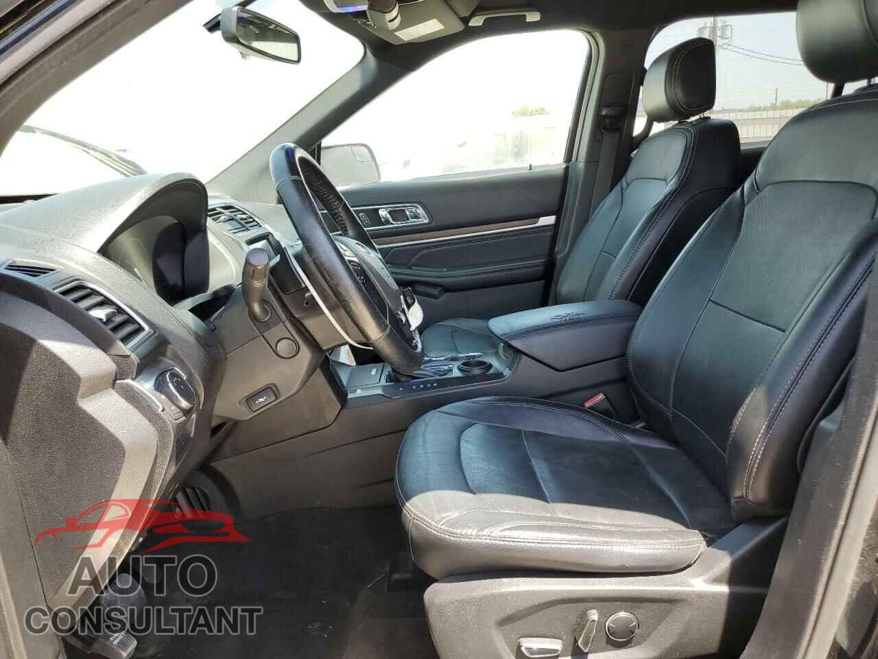 FORD EXPLORER 2017 - 1FM5K7F82HGC27047