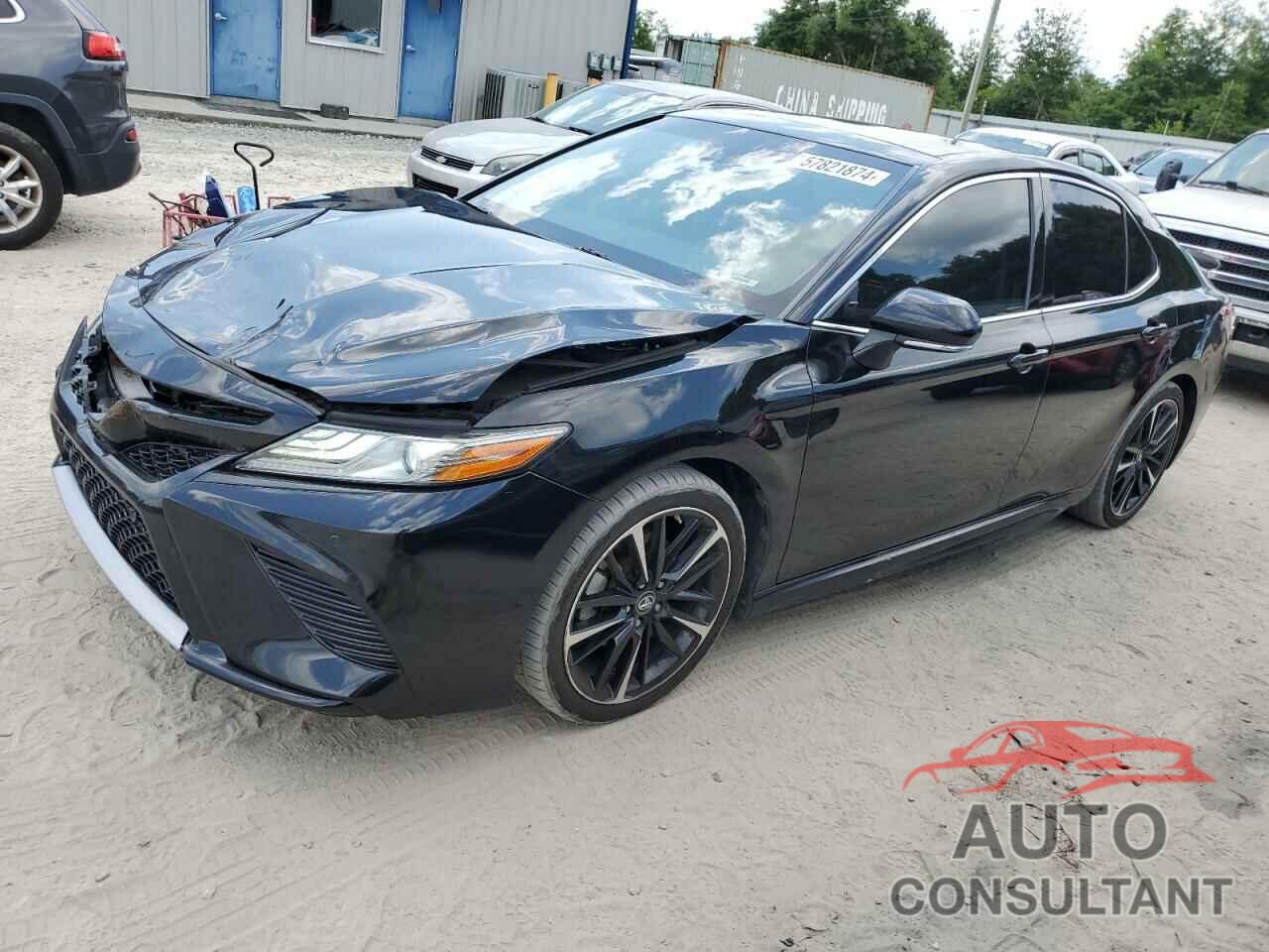 TOYOTA CAMRY 2018 - 4T1B61HK7JU119902
