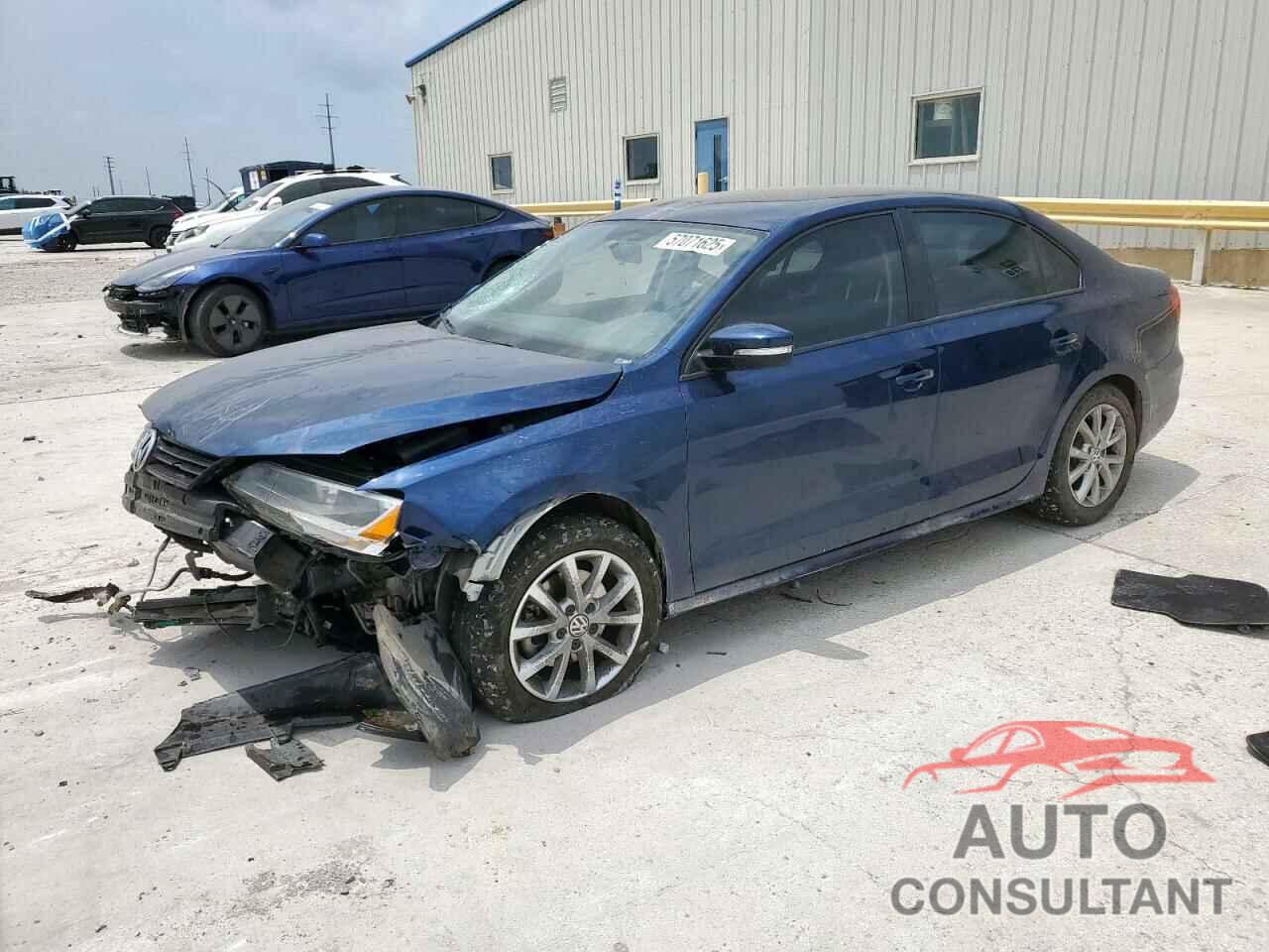 VOLKSWAGEN JETTA 2012 - 3VWDX7AJ0CM453319
