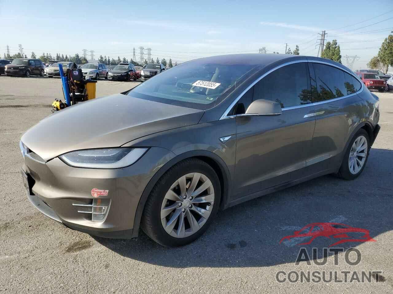 TESLA MODEL X 2016 - 5YJXCBE23GF010836