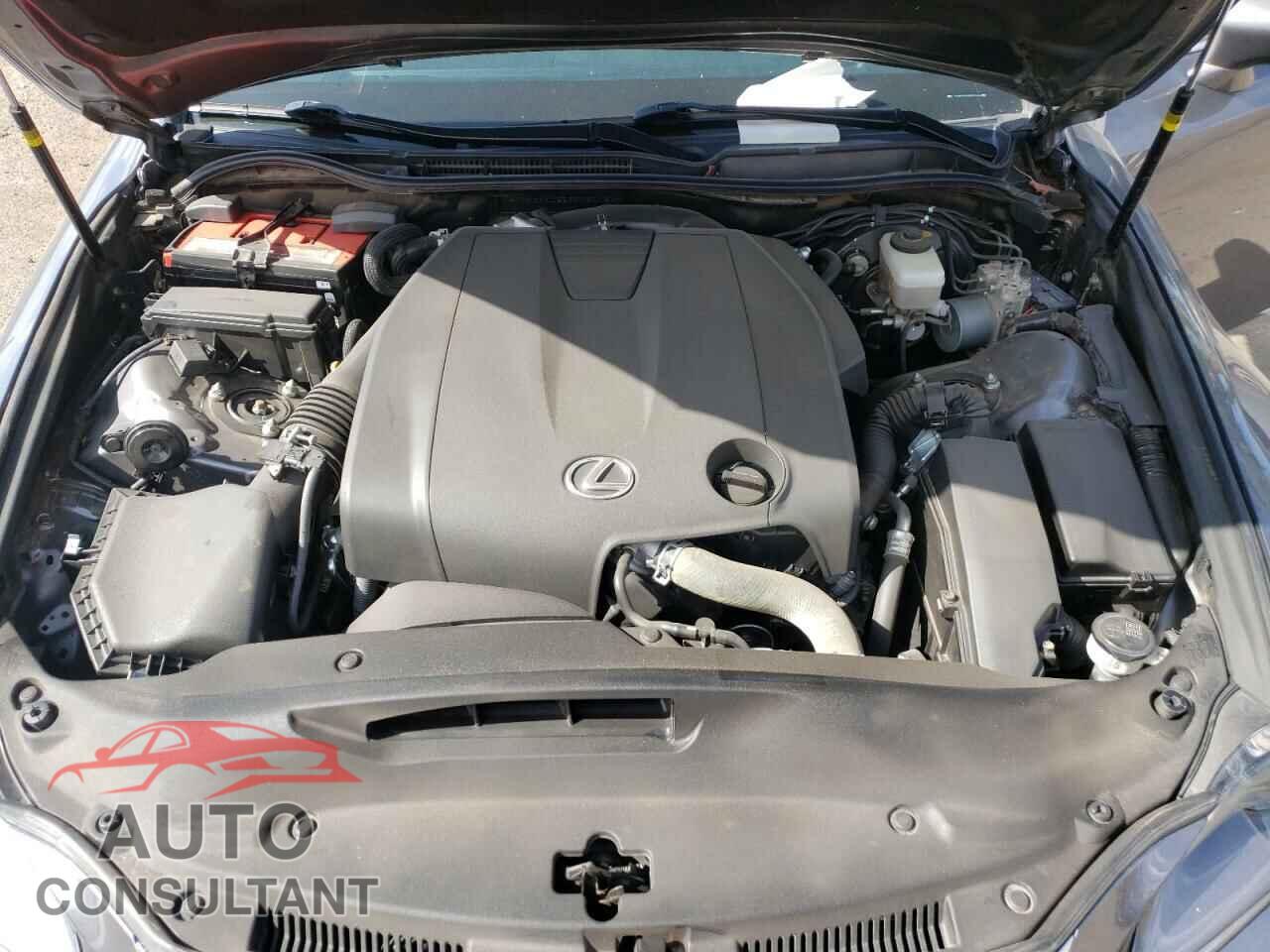 LEXUS IS 2015 - JTHCF1D25F5020154