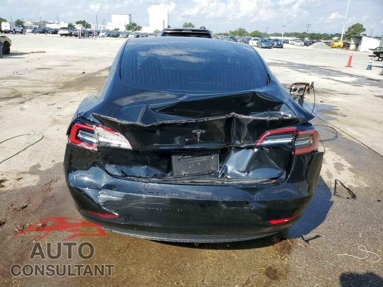 TESLA MODEL 3 2020 - 5YJ3E1EA3LF611295