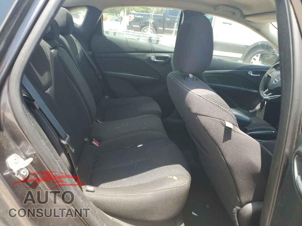 DODGE DART 2015 - 1C3CDFBB7FD309148