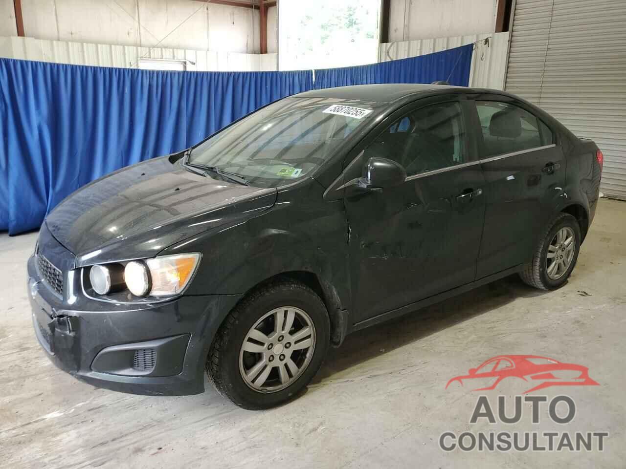 CHEVROLET SONIC 2015 - 1G1JC5SH9F4164028