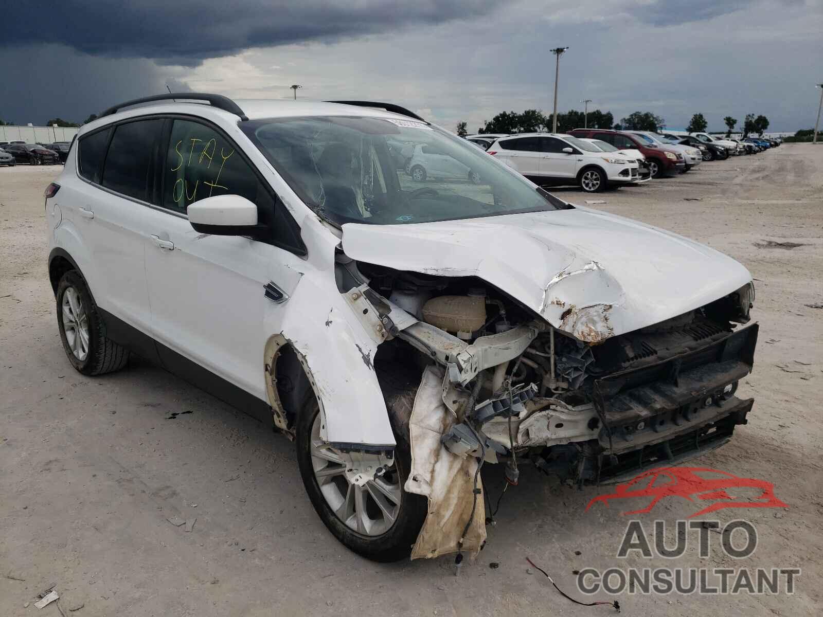 FORD ESCAPE 2018 - 1FMCU0GD2JUA40418