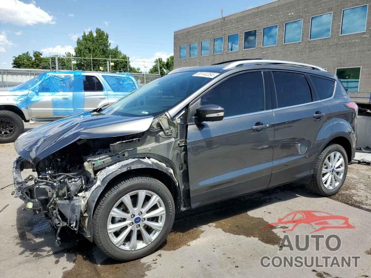 FORD ESCAPE 2017 - 1FMCU9J94HUB43665