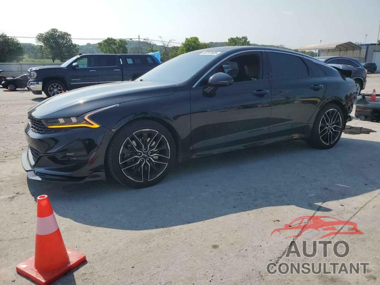 KIA K5 2023 - 5XXG44J80PG217426