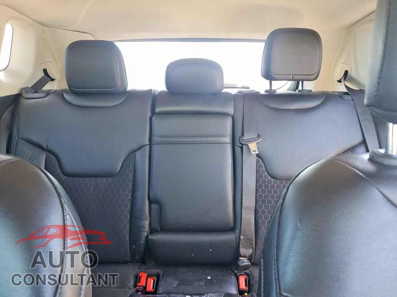 JEEP COMPASS 2018 - 3C4NJDBB3JT395059