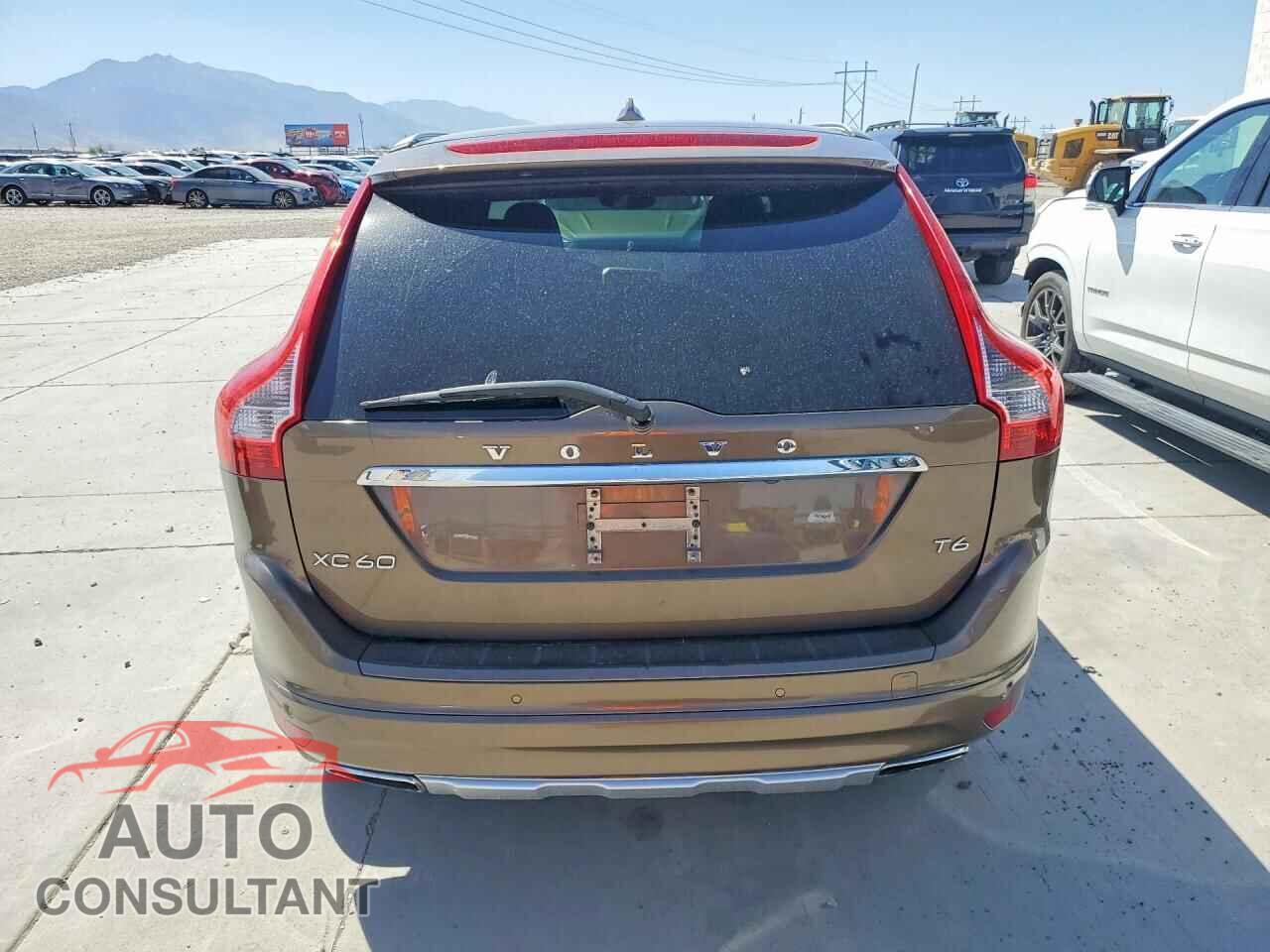 VOLVO XC60 2015 - YV449MDM0F2670881