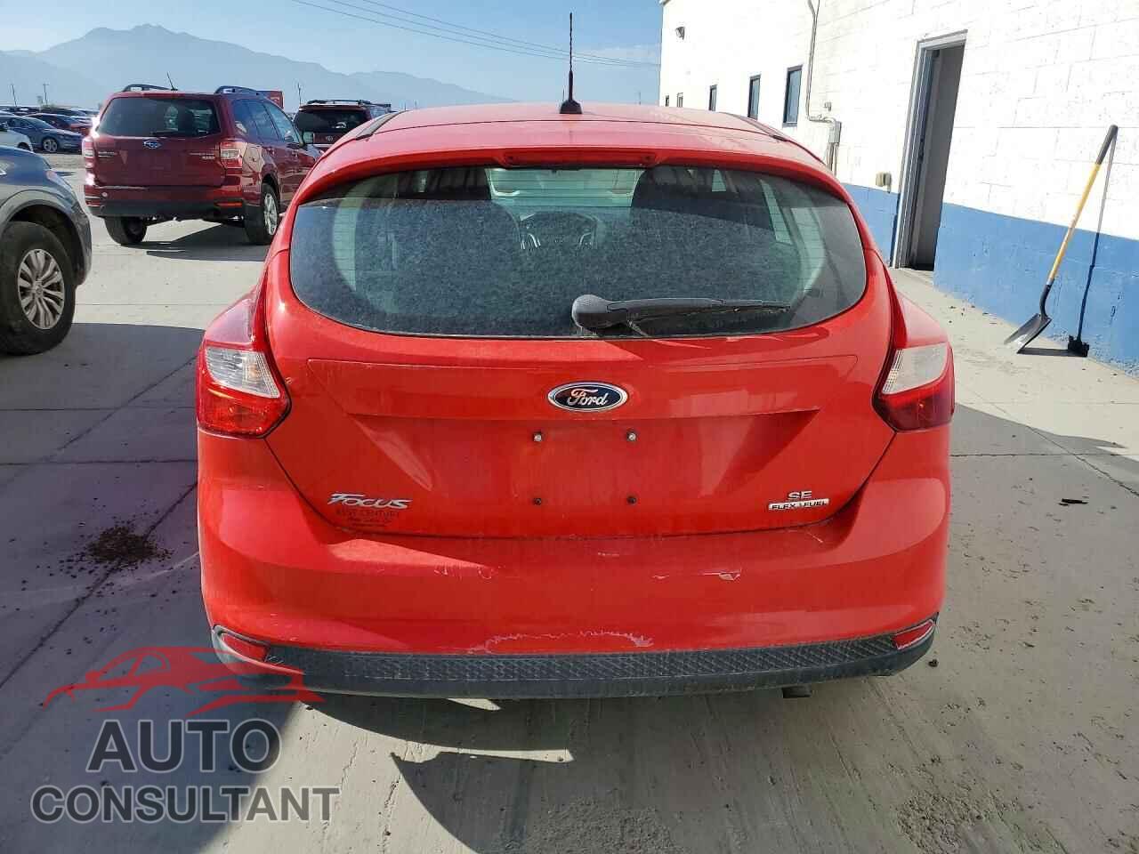FORD FOCUS 2014 - 1FADP3K20EL312473