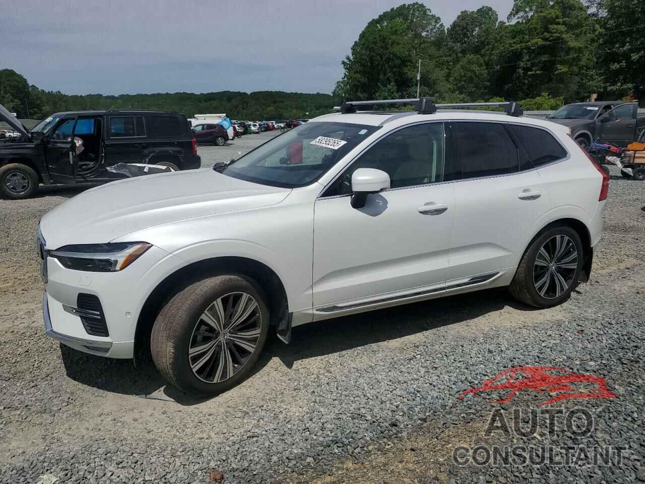 VOLVO XC60 PLUS 2023 - YV4L12DN3P1288898