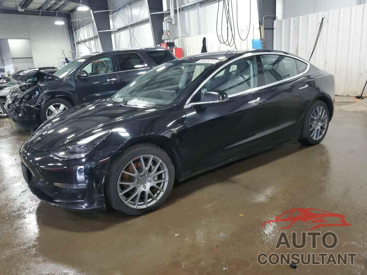 TESLA MODEL 3 2018 - 5YJ3E1EB2JF084615