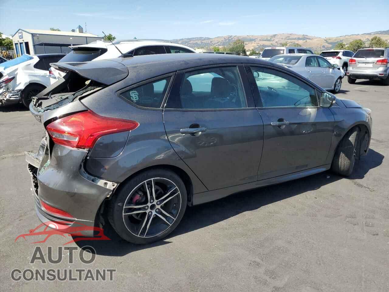 FORD FOCUS 2016 - 1FADP3L93GL263168