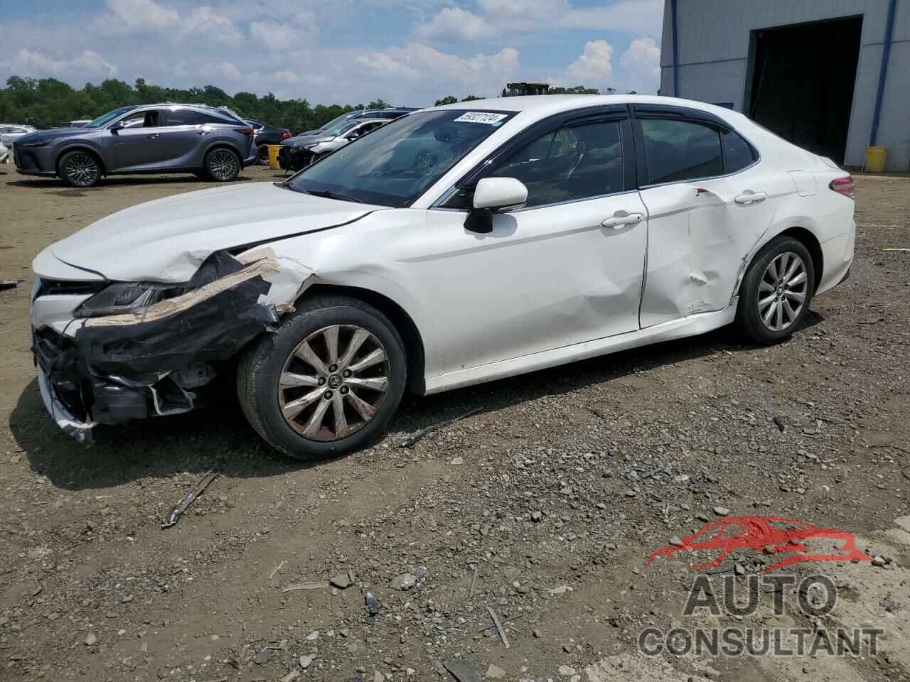 TOYOTA CAMRY 2018 - JTNB11HK8J3047709
