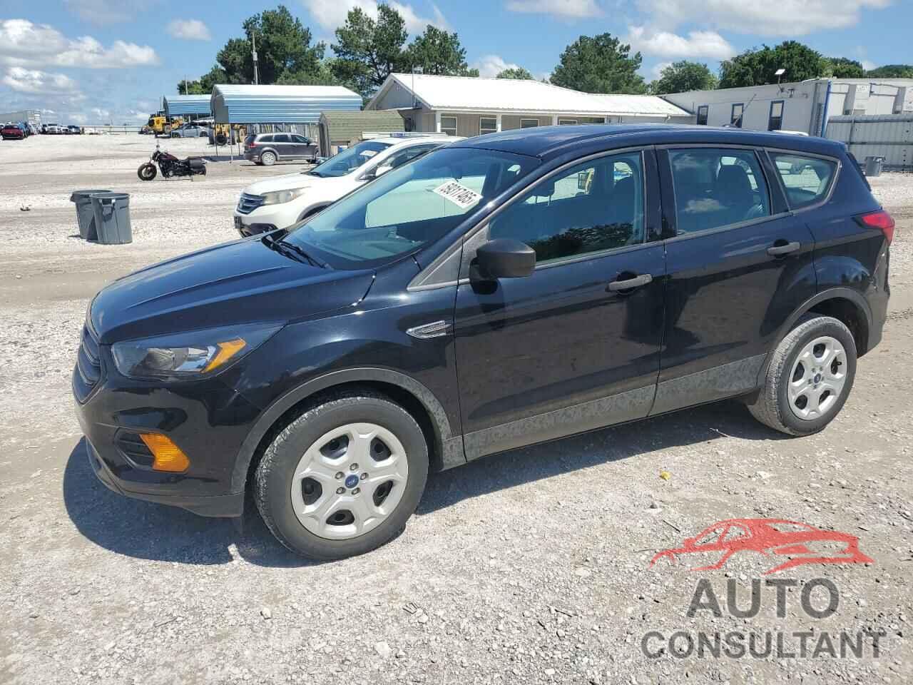 FORD ESCAPE 2019 - 1FMCU0F77KUC45813