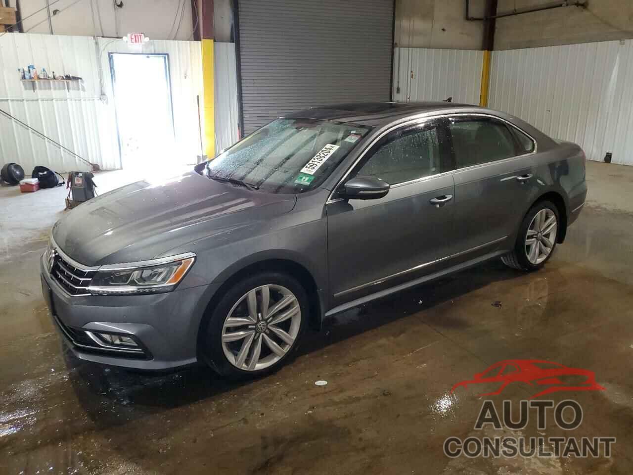 VOLKSWAGEN PASSAT 2017 - 1VWGT7A38HC057125