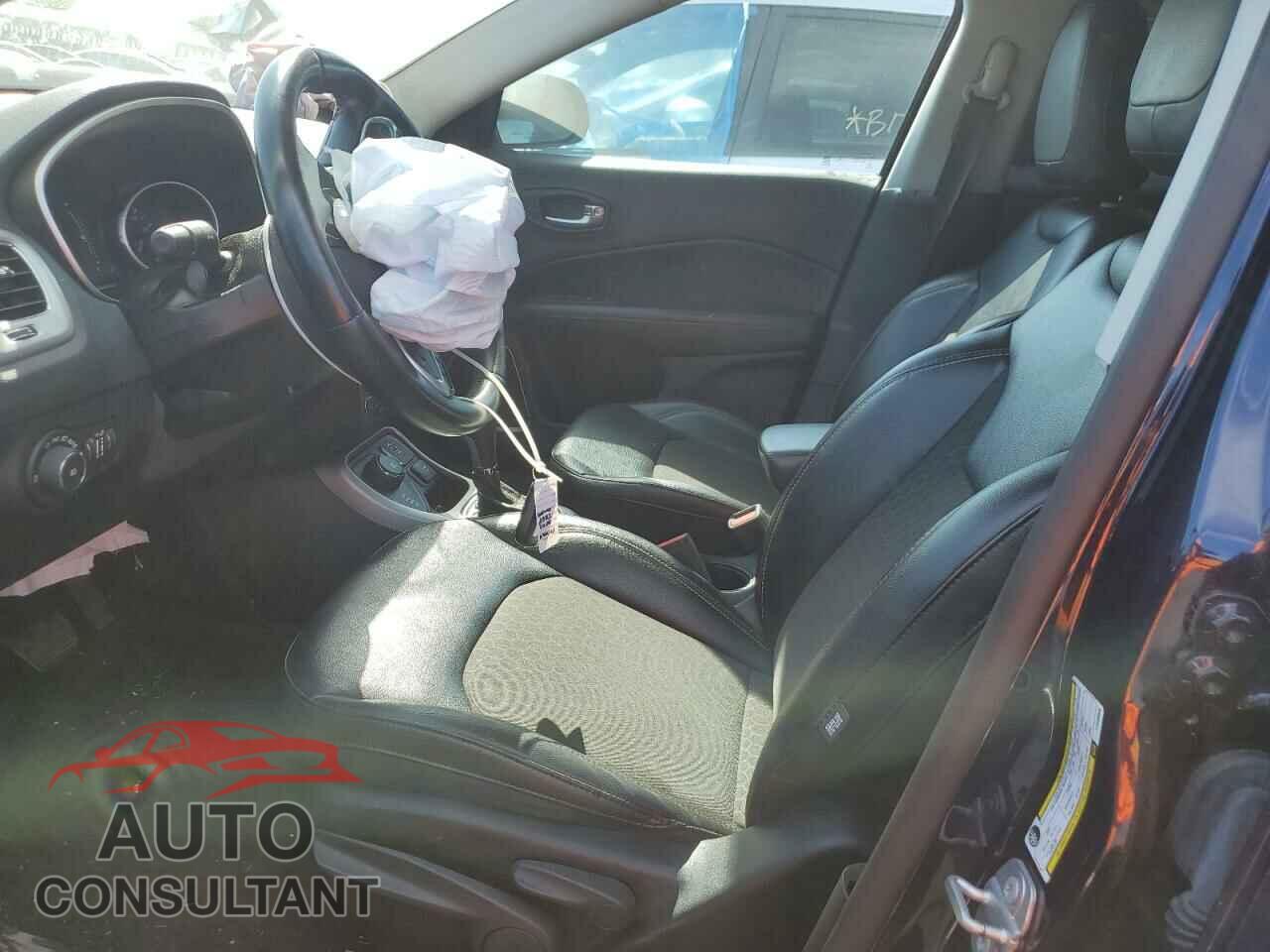 JEEP COMPASS 2020 - 3C4NJDBB6LT228908