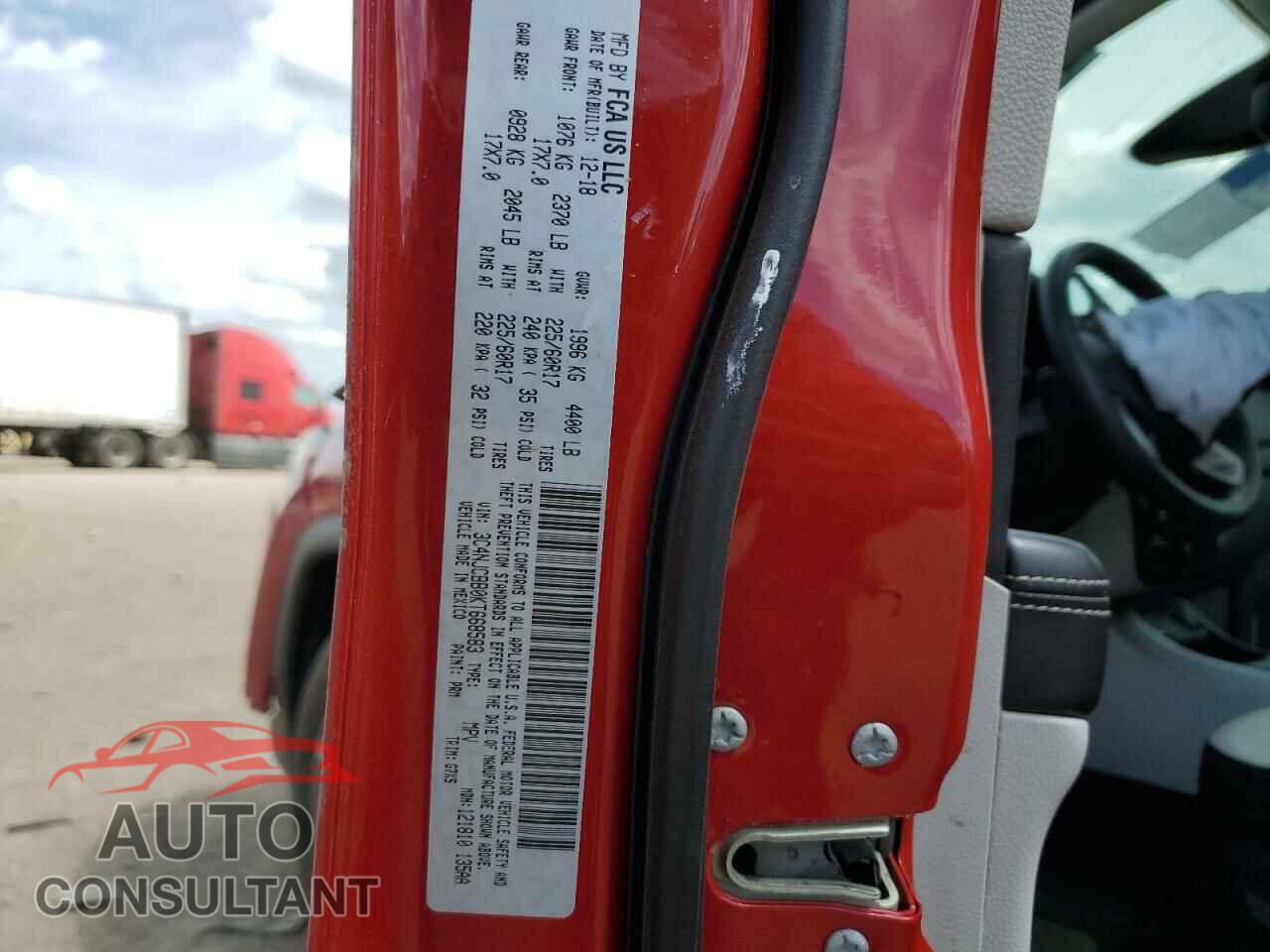 JEEP COMPASS 2019 - 3C4NJCBB0KT668583