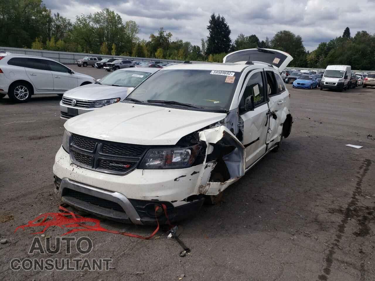 DODGE JOURNEY 2020 - 3C4PDCGB4LT220227