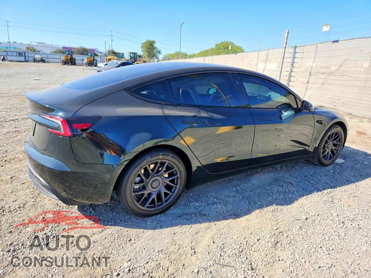 TESLA MODEL 3 2024 - 5YJ3E1EB5RF793261
