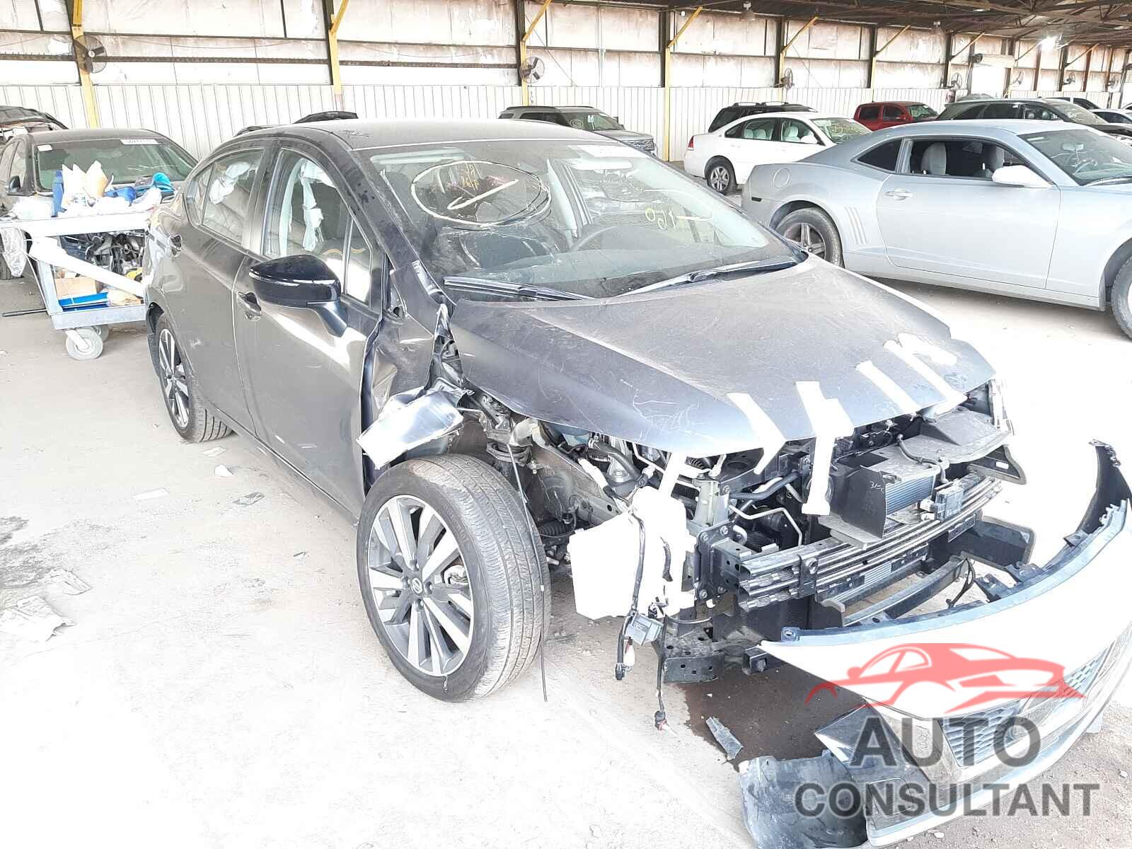 NISSAN VERSA 2020 - 3N1CN8FVXLL892736