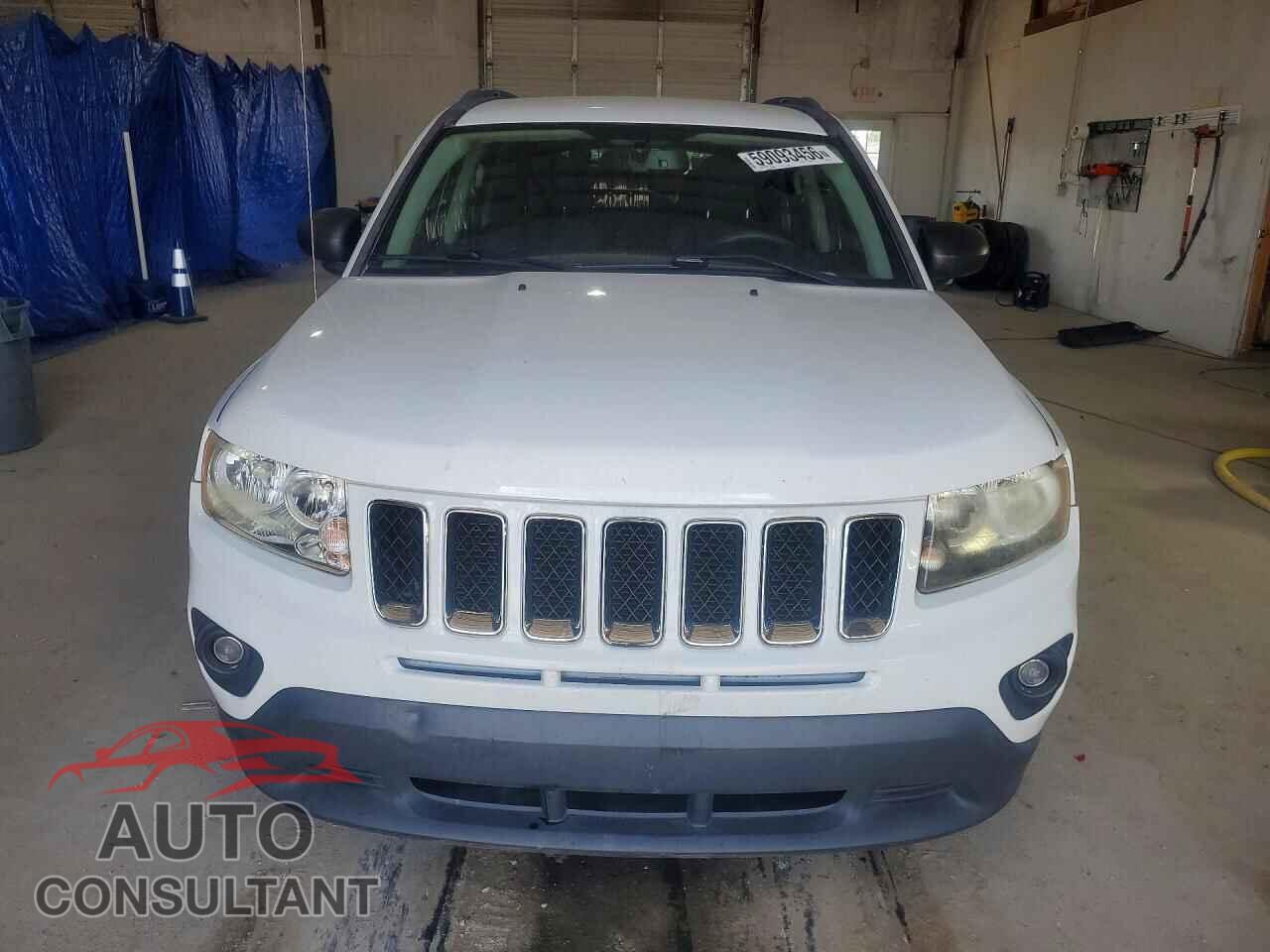 JEEP COMPASS 2017 - 1C4NJCBA8HD136617