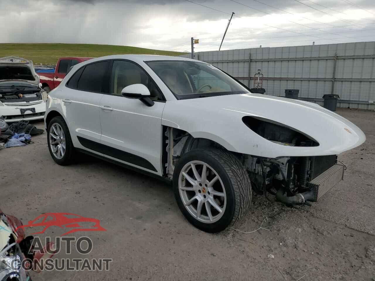 PORSCHE MACAN 2017 - WP1AA2A50HLB00163