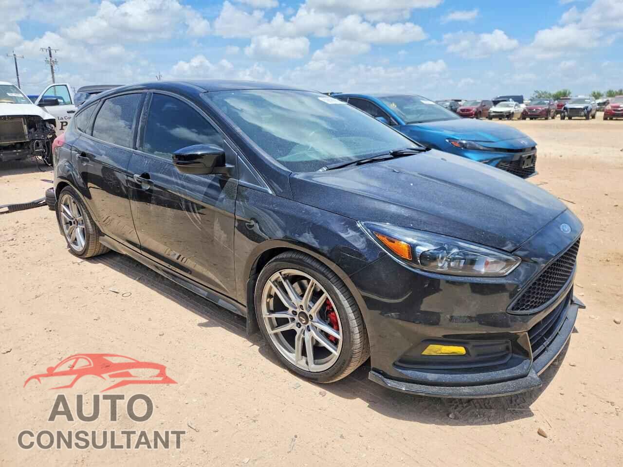 FORD FOCUS 2018 - 1FADP3L91JL332575