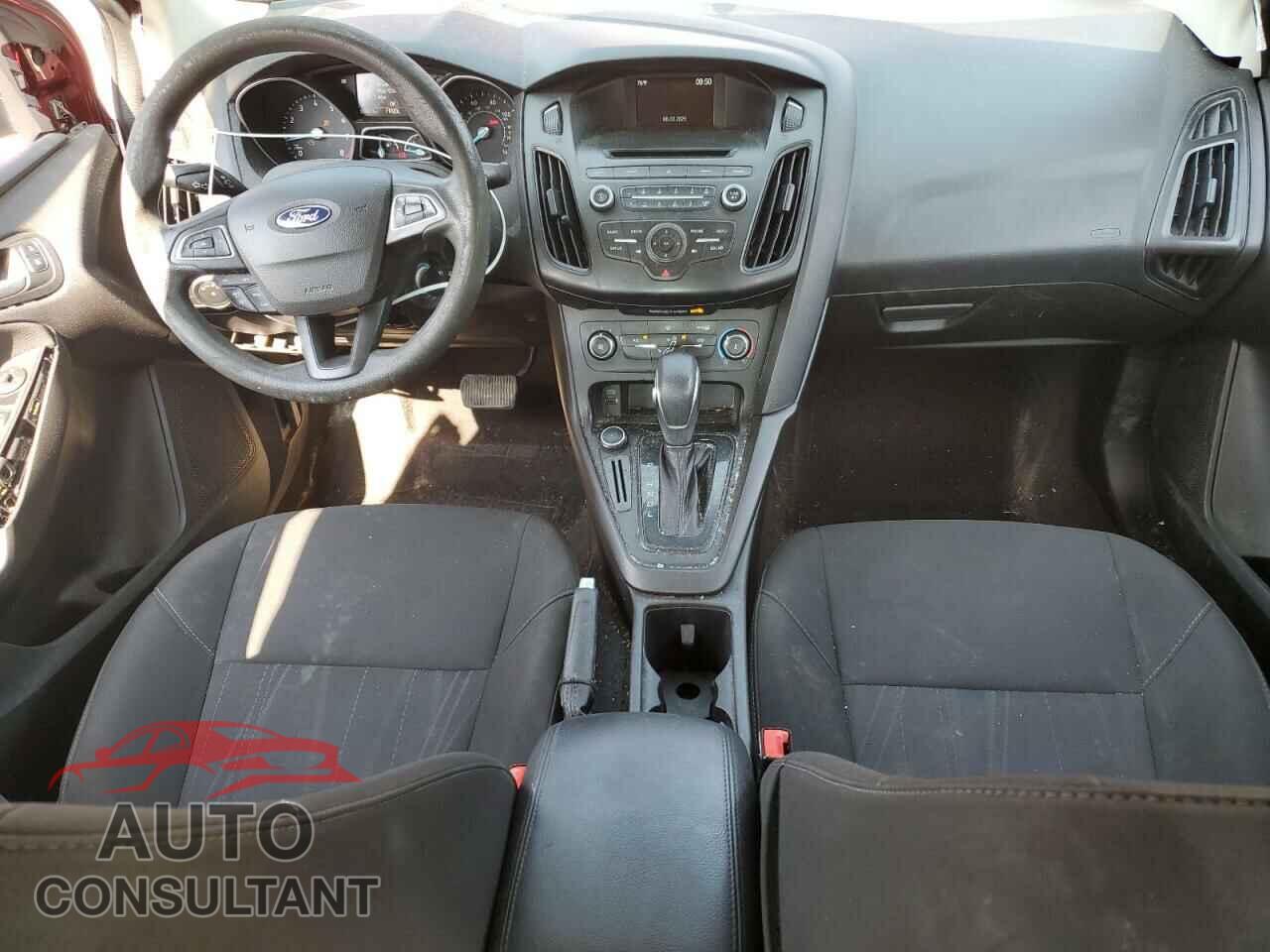 FORD FOCUS 2017 - 1FADP3F24HL286670