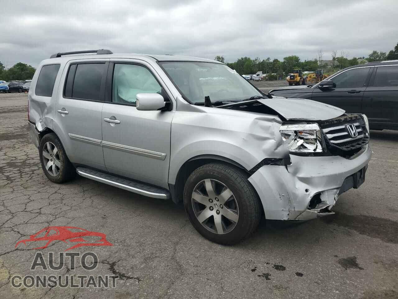 HONDA PILOT 2015 - 5FNYF4H92FB039145
