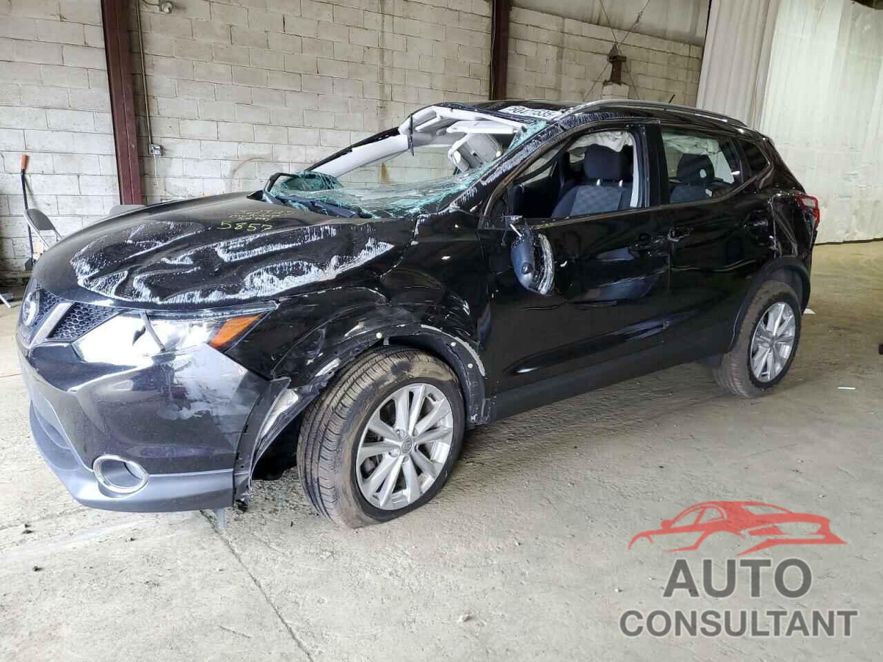 NISSAN ROGUE 2017 - JN1BJ1CR2HW125857